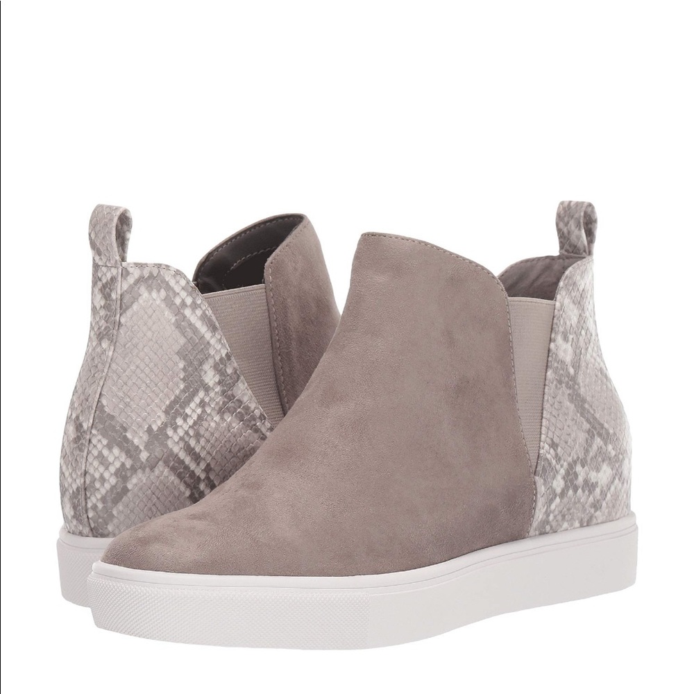NEW Steve Madden Snake Sneakers